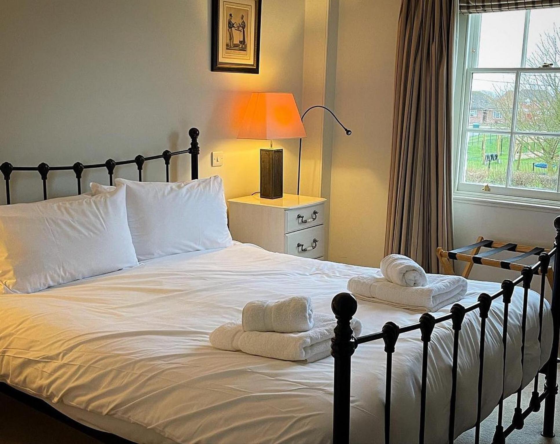 The Bedingfeld Arms Hotel Oxborough Eksteriør billede