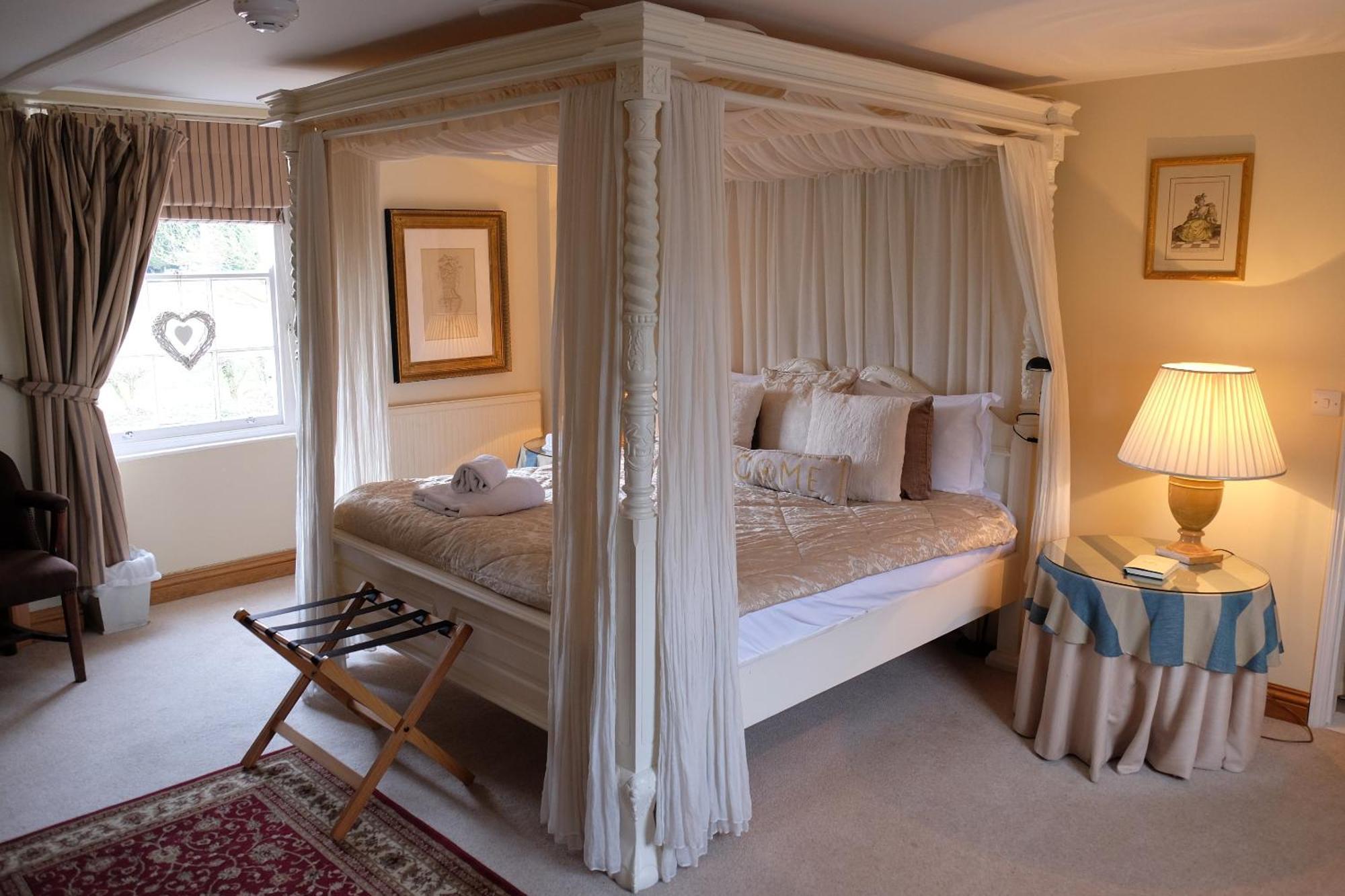 The Bedingfeld Arms Hotel Oxborough Eksteriør billede